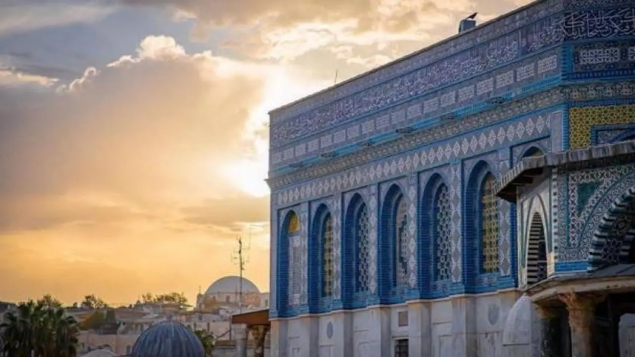 توقعات الطقس تشير إلى أجواء غائمة جزئياً مع طقس بارد نسبياً غداً